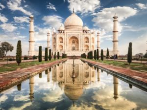 Know all about Taj Mahal, a Wonder of the World